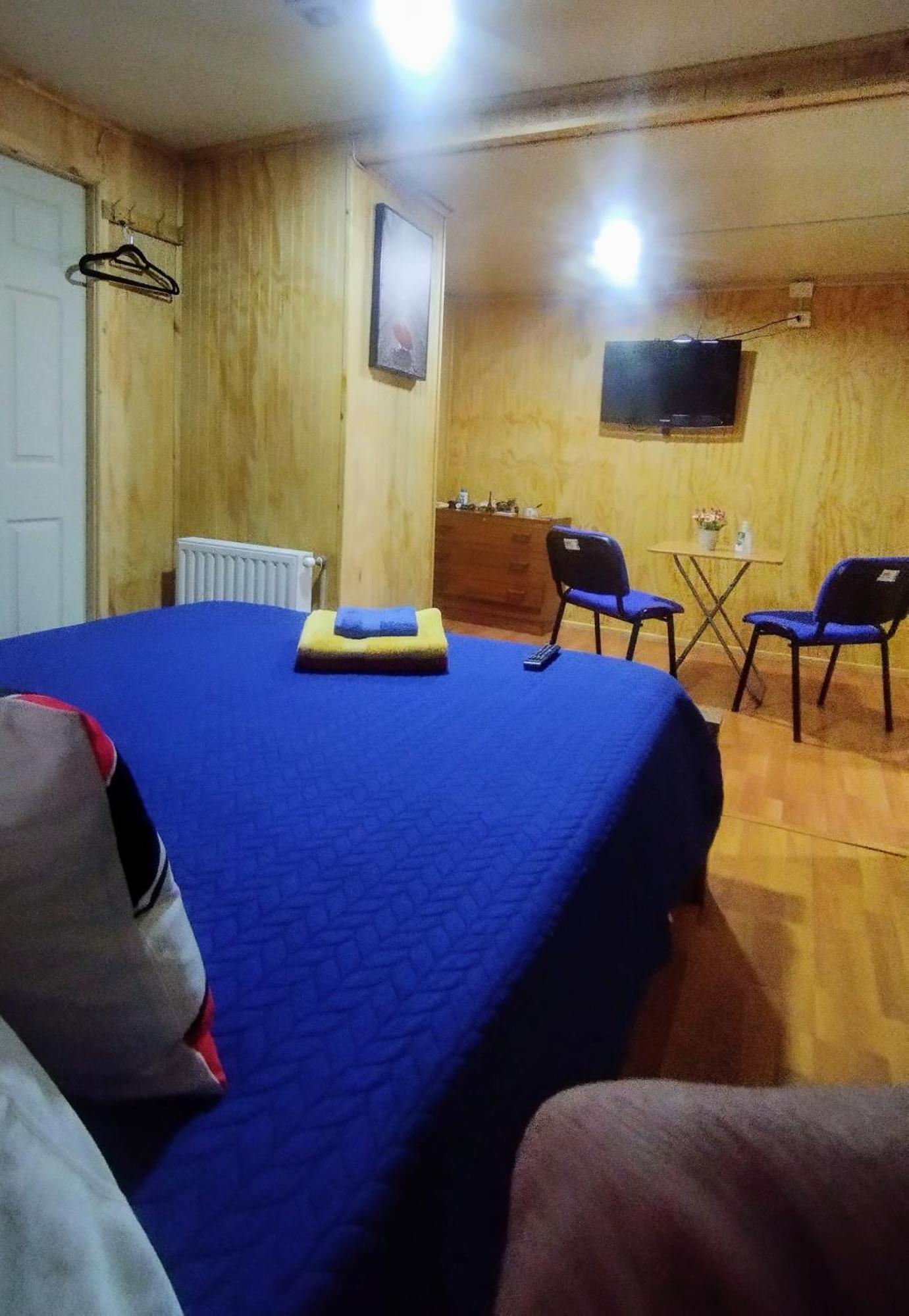 פואנטה ארנס Hostal Host Patagonia מראה חיצוני תמונה